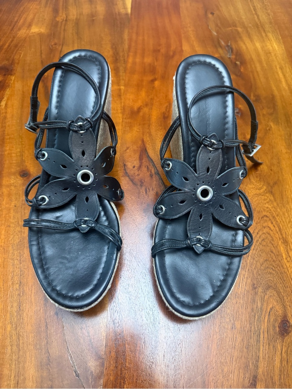 Banana Republic Black Floral Cutout Leather Sandals - Size 8